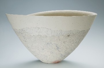 日本工芸会保持者賞、隠﨑隆一、備前混淆白泥花器〔陶芸〕